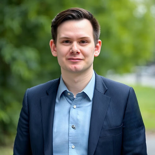 Aaron Vallance, Real Estate Lawyer